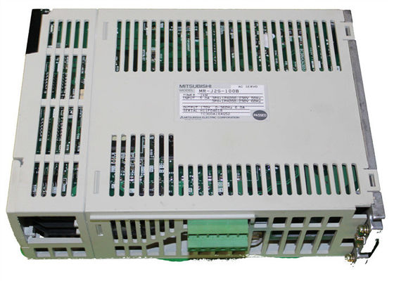 SERVO CAVO dell'AMPLIFICATORE 1KW 400V di MITSUBISHI MR-J2S-100B-4 PER il SERVO MOTORE di AZIONAMENTO di MITSUBISHI