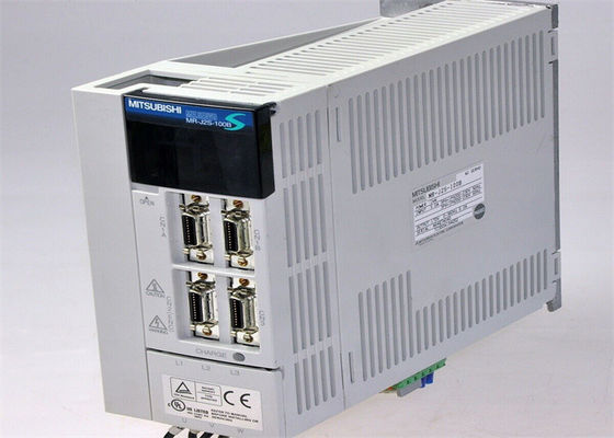 SERVO CAVO dell'AMPLIFICATORE 1KW 400V di MITSUBISHI MR-J2S-100B-4 PER il SERVO MOTORE di AZIONAMENTO di MITSUBISHI