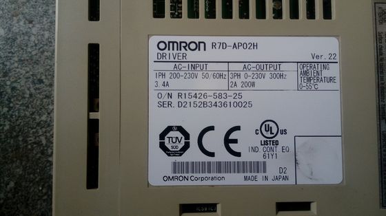 Il servo rifornimento 1A 100V di CA 100VAC di OMRON R7D-BPA5L carica l'input di monofase di 50 W