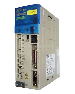 Il SERVO IMPULSO del DRIVER 30W di Omron R7D-APA3H HA INTRODOTTO 240 il carico MONOFASE di VCA 0.42A 200V
