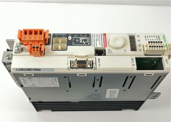 SERVO DI MOTO DI SCHNEIDER LXM32AD18N4 DETERMINARE FASE 3 DI LEXIUM 32 1,8 CHILOWATT 208-480 VCA 50/60 DI HERTZ 18 AMP