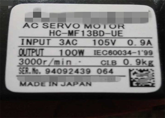 Mitsubishi 100W va in automobile il servomotore elettrico di CA di HC-MF13BD-UE NUOVO in azione