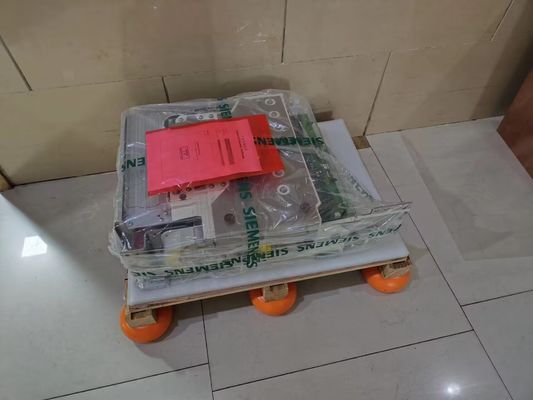 Siemens 6SL3352-1AE36-1CA1 380-480 VCA 490 AMP 50/60 di hertz VERRICELLO A MOTORE di 3 FASI