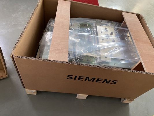Carta di Siemens 6SL3352-3AE33-8AC0 IPD per il modulo raffreddato ad aria 510-720 V DC/490 A del motore