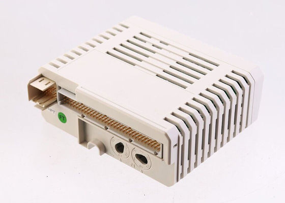 Modulo S800 4 di Hart I O dell'uscita analogica di 3BSE052605R1 AO815 a 20mA 8ch
