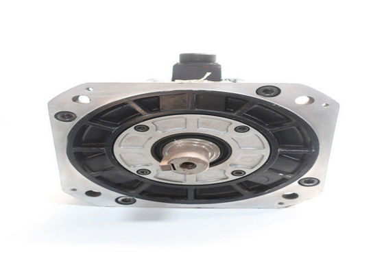 Servomotore industriale 1500rpm 32.4a 200v-ac 4500w 28.4nm di SGMDH-45A2B-YR12 Yaskawa