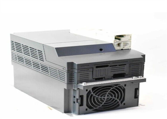 ATV32HD11N4   Chilowatt 400 V del variatore di velocità di Schneider ATV32 11   fase 3