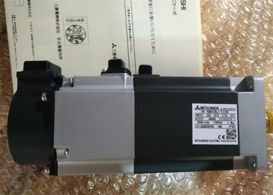 NUOVO servomotore industriale 101V 2.7A 400W 3000rpm di CA di Mitsubishi Electric HF-KN43BJ-S100