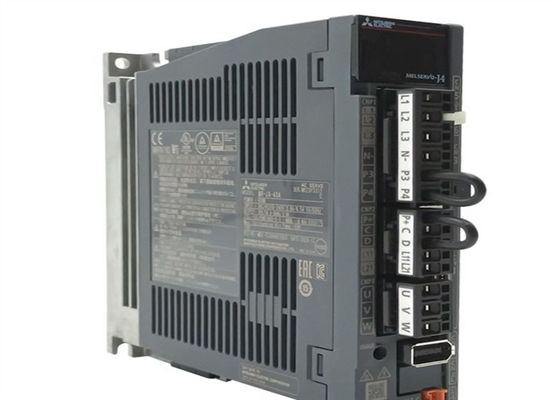 Il servo industriale di MR-J4W2-1010B Mitsubishi guida il servo amplificatore MELSERVO J4