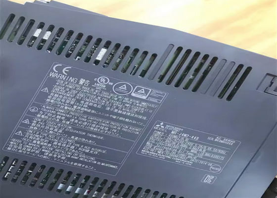 Il servo industriale di MR-J4W2-44B Mitsubishi guida il servo amplificatore MELSERVO J4