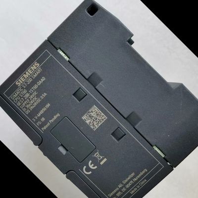KB DI MEMORIA 40 DEL MODULO SIMATIC S7-200 SMART ST20 24 VCC PROGRAM/DATA DEL CPU DI SIEMENS 6ES7288-1ST40-0AA0