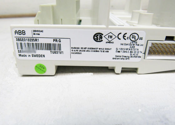 3BSE013235R1 TU831V1 ha esteso il modulo dell'ingresso/uscita dei terminali S800 del segnale del MTU 250V