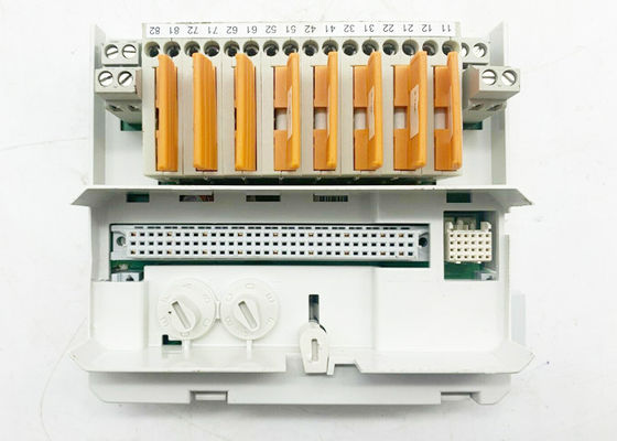 3BSE013237R1 TU836V1 ha esteso l'unità 2x4 del MTU ha fuso il modulo S800 dei segnali