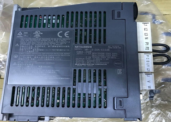 MITSUBISHI AC Servo Amplificatore MR-J3-20A-EE036 Industrial Drive 200W 170V 0-360Hz 1.5A