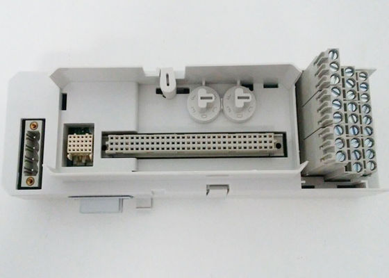 Modulo del blocchetto terminali TU891 3BSC840157R1 S800 di TU890 3BSC690075R1