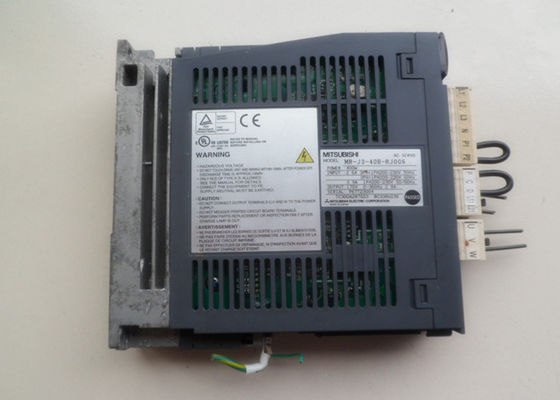 Amplificatore INDUSTRIALE di CA del DRIVER MR-J3-40B-RJ006 di MITSUBISHI 400W SERVO nuovo o utilizzato in azione