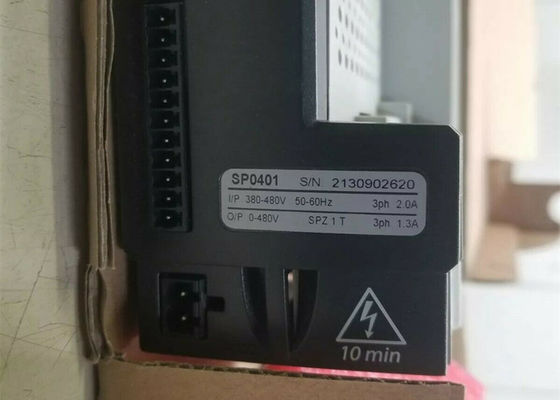 PS 0-480V 3PH dell'azionamento SP0401 Emerson Unidrive di CA di tecniche di controllo di Nidec 0.37kW NUOVO