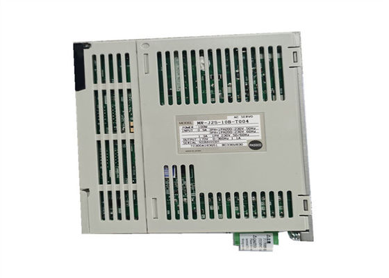 Azionamento industriale dell'AMPLIFICATORE MR-J2S-10B-T004 di CA 100W di Mitsubishi Electric servo NUOVO in azione