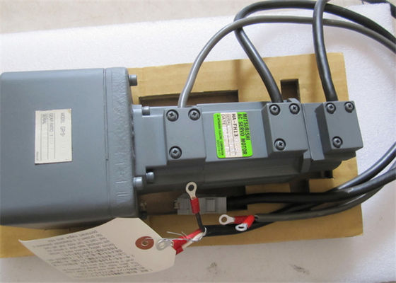 Servomotore industriale 3AC 100V 1.1A di Mitsubishi Melservo HA-FH13BG-S1 100W NUOVO