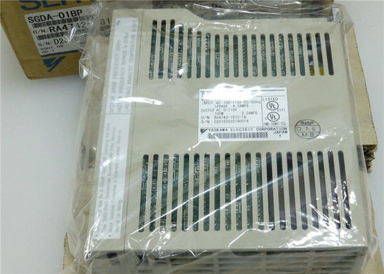 Yasakawa SGDA-01VP   L'azionamento 100W 0.13HP del servomotore di CA ha valutato la capacità