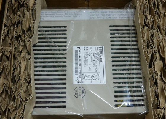 Yasakawa SGDA-01VP   L'azionamento 100W 0.13HP del servomotore di CA ha valutato la capacità