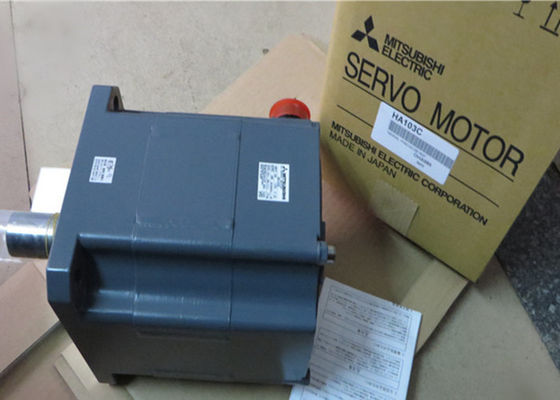 Potere industriale 1KW del servomotore HA103C di CA di Mitsubishi MELSERVO NUOVO in azione