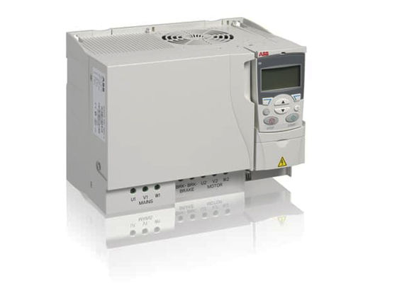 Il CA di bassa tensione ACS310-03E-48A4-4 guida 3AUA0000039638 4A IP20