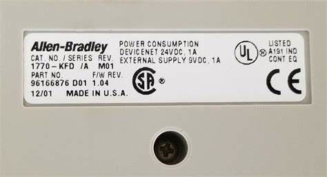 Funzionamenti del modulo di ab 1770-KFD su 9,0 volt di tensione di CC e su 1 amp dell'interfaccia RS-232 corrente