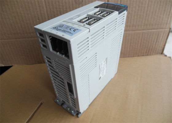 Servomotore trifase dell'amplificatore MR-J2S-100A di CA 1KW di MITSUBISHI il servo guida NUOVO