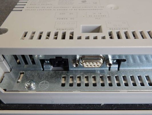 Il MB/deviazione standard 0,24 massimo di SIEMENS 6AV6642-0Because01-1AX1 128 Un KB di MB 32 di dc 512 ha integrato istantaneo