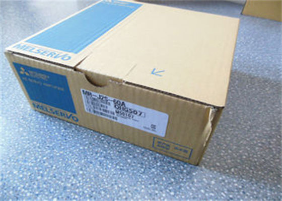 Serie dell'azionamento 600W MR-J2S del servomotore di CA di MR-J2S-60A MITSUBISHI 200-230 VCA 600W