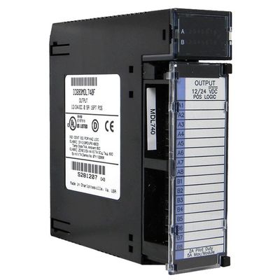 GE IC693MDL260 120 volt di CA ed ha 32 punti di informazioni isolati organizzati in 4 gruppi differenti