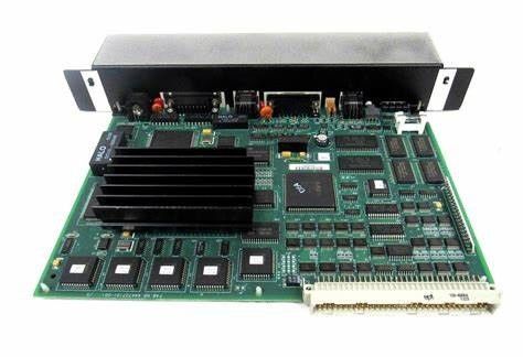 Tipo di serie 90-70 di GE IC697CMM742 - 2 15 perni che offrono una scelta di 10Base5 10Base2