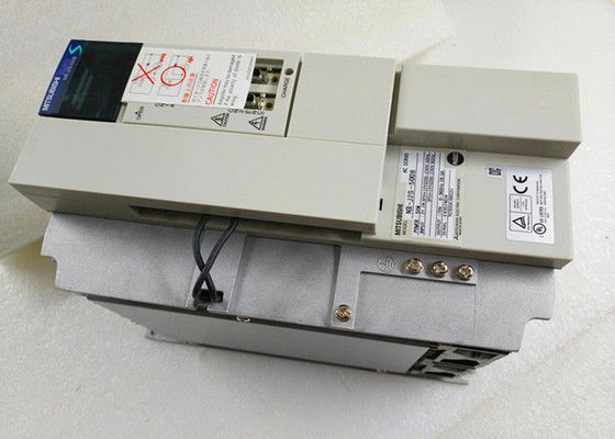 Azionamento industriale 7KW 170V 0-360Hz 37.0A del servo amplificatore di CA di MR-J2S-700B-EG Mitsubishi