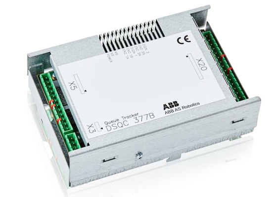 Trasportatore dell'inseguitore 3HNE015861 della coda di 3HNE01586-1 DSQC 377 che segue unità