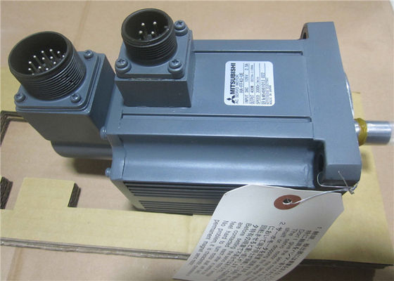 Velocità 3000r/min del SERVOMOTORE HA-FF43-UE 126V 2.5A di Mitsubishi MELSERVO 400W 3AC NUOVA