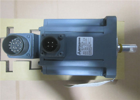 Velocità 3000r/min del SERVOMOTORE HA-FF43-UE 126V 2.5A di Mitsubishi MELSERVO 400W 3AC NUOVA