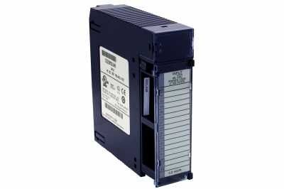 IC754CSF06CTD GE dispositivo di interfaccia uomo-macchina (HMI) della famiglia QuickPanel