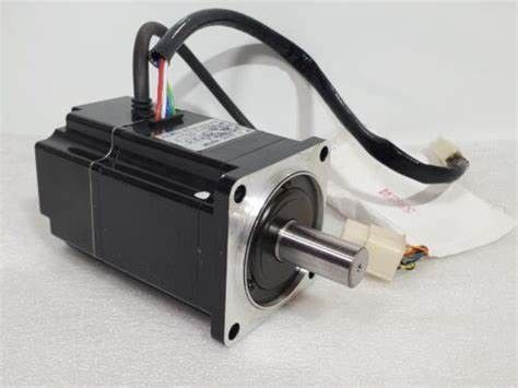 Servomotore industriale 100W 200V di CA di Yaskawa del servomotore di SGMPH-01AAE4CD Giappone