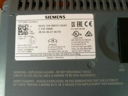 SIEMENS 6AV2124-0MC01-0AX0 12" WIDESCREEN-TFT-DISPLAY 12 MB di memoria utente