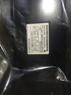 SGM-08A2F-J33 Yaskawa ELECTRIC AC SERVO MOTOR 750W 4.4A Servo motore industriale