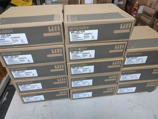 YASKAWA SGDH-08AE INDUSTRIAL SERVO DRIVER 750W 1N M 3000RPM NIB Nuovo originale