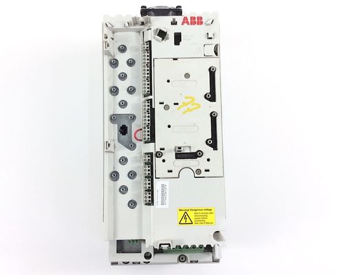 ABB ACS800-104-0050-3+Q950 690V 50 KVA Convertitore di frequenza Invertitore 400V