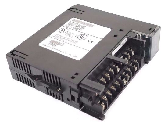 IC693ALG223 GE Fanuc Sedici canali di ingresso a singola estremità 90-30 Serie Modulo di ingresso di corrente analogica