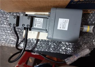 HA-FF13G1-S1 Mitsubishi 100W AC SERVO MOTOR con ingranaggio GR-S-10 rapporto 1/30