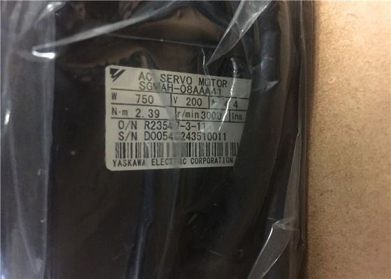Yaskawa AC Industrial Servo SGMAH-08AAA41 750W 200Volt 3000RPM Nuovo originale