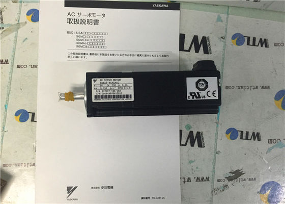 Yaskawa AC Industrial SGMAS-A5ACA6C 50W 200V 3000RPM NUOVO