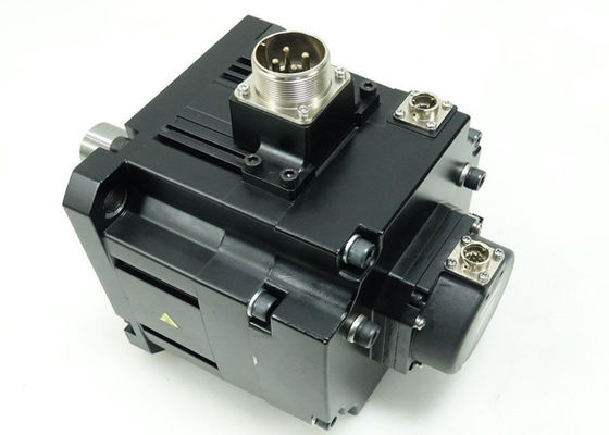 Mitsubishi 2kW 400V AC Servomotore HF-SP202B con freno NUOVO in magazzino