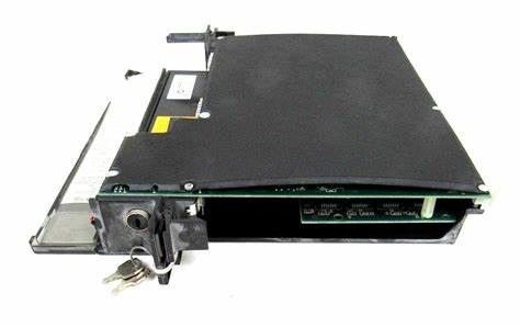 GE IC697CPX772 256 KB Di Memoria Flash Non Volatile 24 Volts Azionato a corrente continua 15-Pin Femminile D-Connector