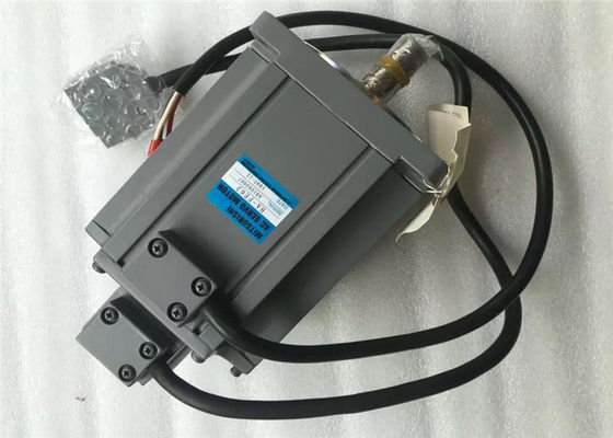 Mitsubishi MELSERVO HIGH SPEED HA-FE63 AC SERVO MOTOR HA-FE63BG NUOVO in magazzino